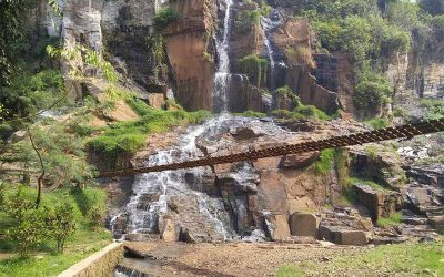 Wisata Air Terjun Curug Batu Templek Bandung Timur, Cek Harga Tiket Masuk