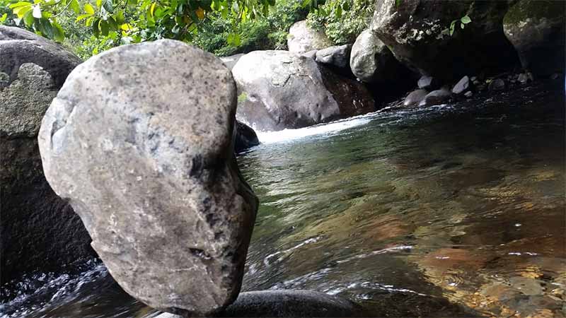 Wisata Alam Gunung Sawal Ciamis Jawa Barat : Lobang Timah Sungai Cibaruyan